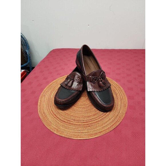 Johnston & Murphy Aragon II Kiltie Tassel Loafer Two Tone Black/Brown Mens Size main image 10